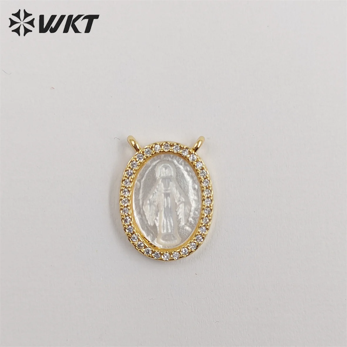 Wt-Jp329 Più Nuovo Adorabile Micropave Cubic Zircone Shell Medaglia Miracolosa Ciondolo Mop Double Loops Ciondolo Guadalupe Religioso