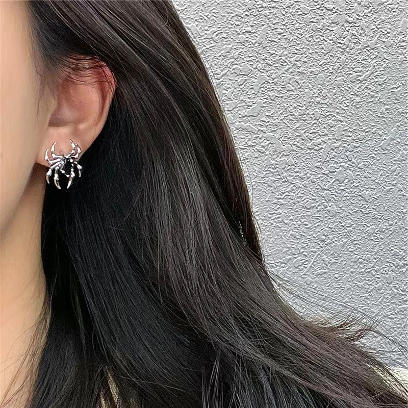 Vintage Punk Spider Claws Orecchini A Bottone Con Zirconi Donna Gothic Animal Black Crystal Earring Dark Spider Earring Jewelry Wholesale