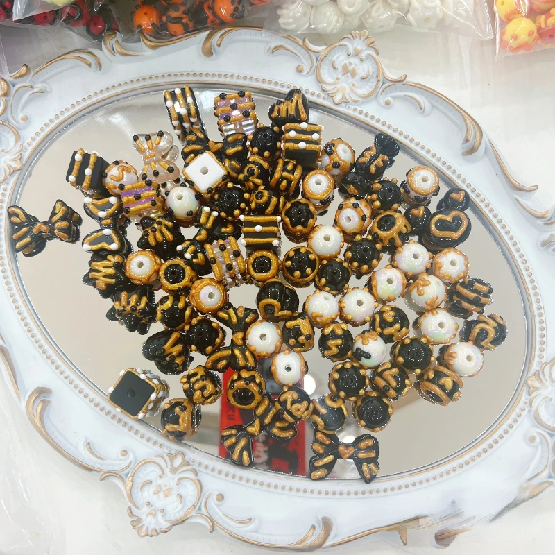 Nuovo Colore Dipinto A Mano Perline Nero Dorato Fatto A Mano Mix Pattern Round Flora Star Bow Perline Charms Fai Da Te Per Etsy Small Business