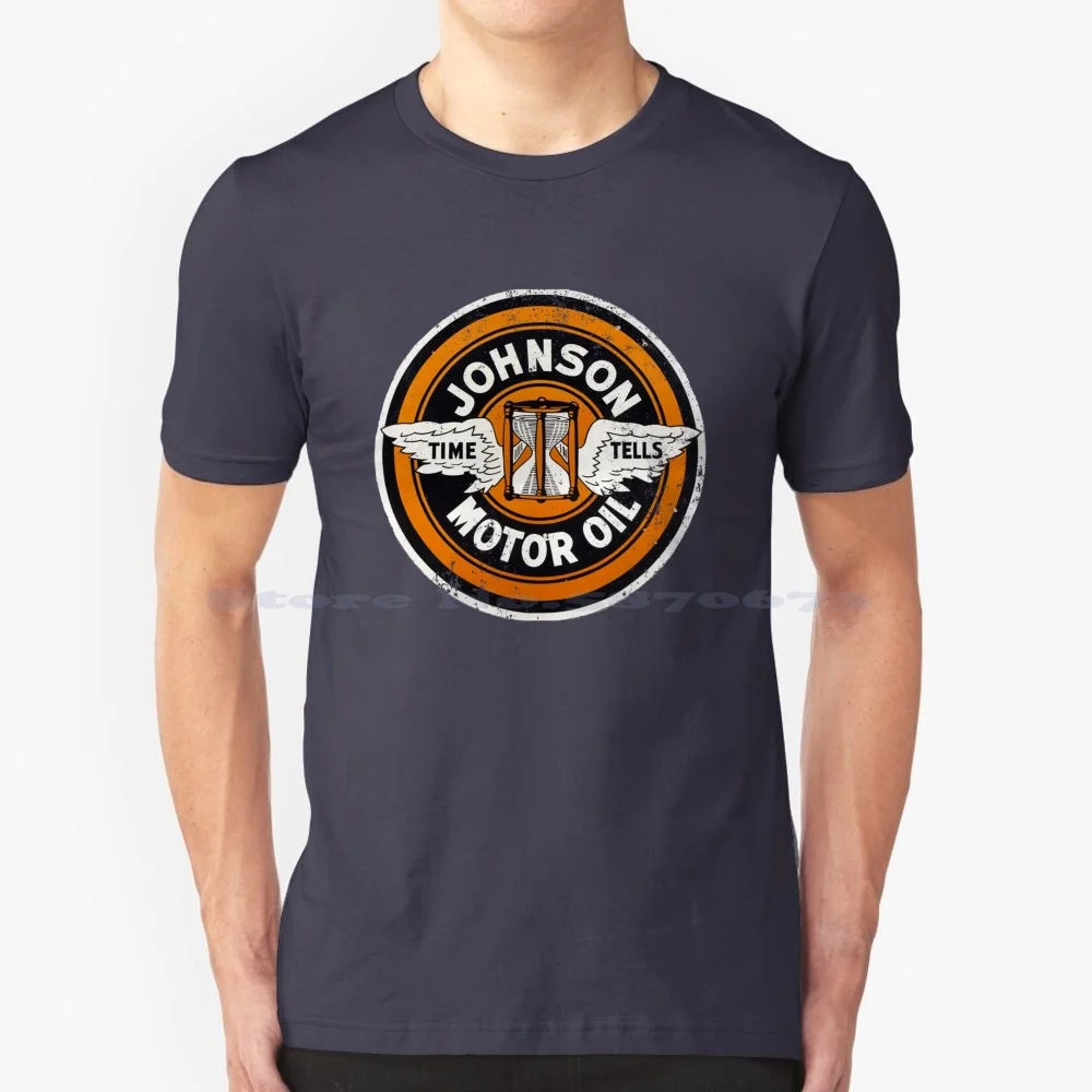 Johnson Motor Oil Retro Sign T Shirt 100% Cotone Tee Johnson Oil Weather Clessidra Racing Tuning Cars Retro Vintage Wings Flags
