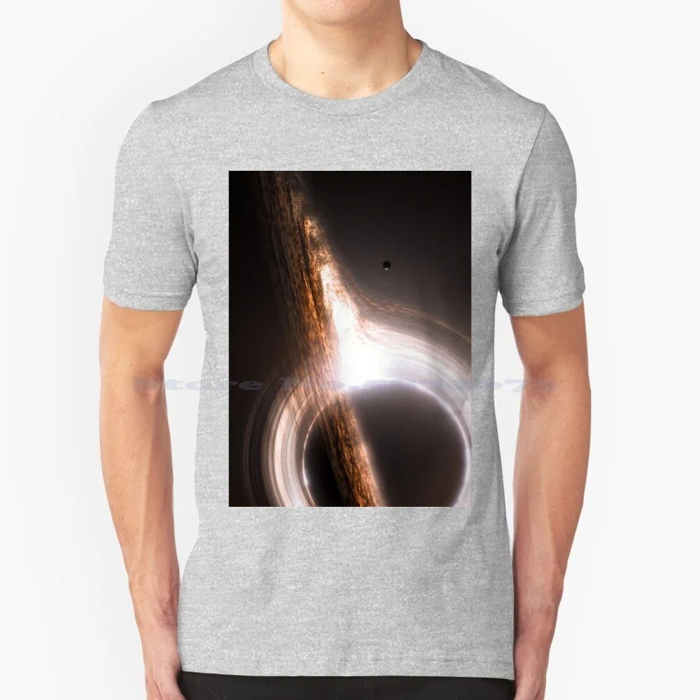 Interstellare Gargantua Black Hole T Shirt 100% Cotone Tee Interstellar Sofia Black Hole Event Horizon Cosmos