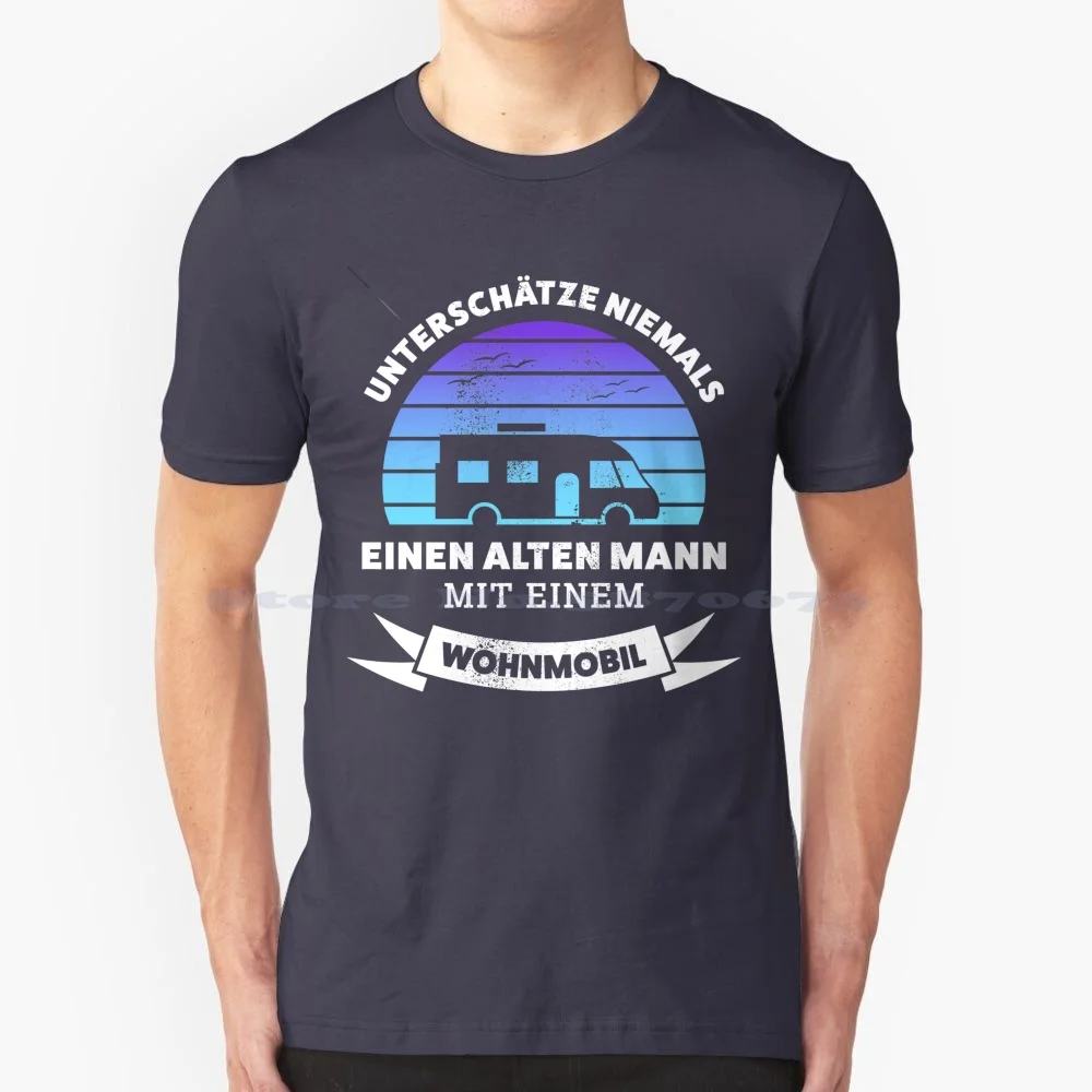 Mann Mit Wohmobil | Stiuges Geschenk T Shirt 100% Cotone Tee Wohnmobil Wohnwagen Campingplatz Outdoor Zelten Campen Freiheit