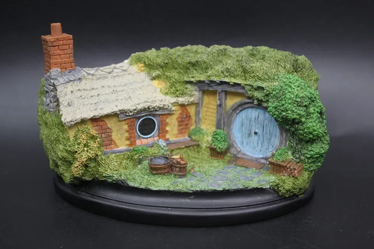 [Divertente] Maglieria Di Alta Qualità Hobbiton Bathilda No.35 Figure Statua Giocattoli Collezione Modello Auto E Fishbowl Ornamento Regalo