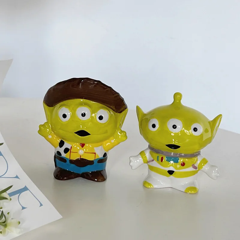 Kawaii Disney Toy Story Alien Cos Buzz Light Year Woody Action Figure Toys Ceramic Salt Pepper Shaker Figure Regali Per Ragazze