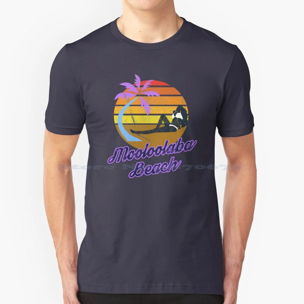 Moololaba Beach Sunshine Coast Queensland Australia Retro Surf T-Shirt T Shirt 100% Cotone Tee Palm Tree Bay Beachball Bikini