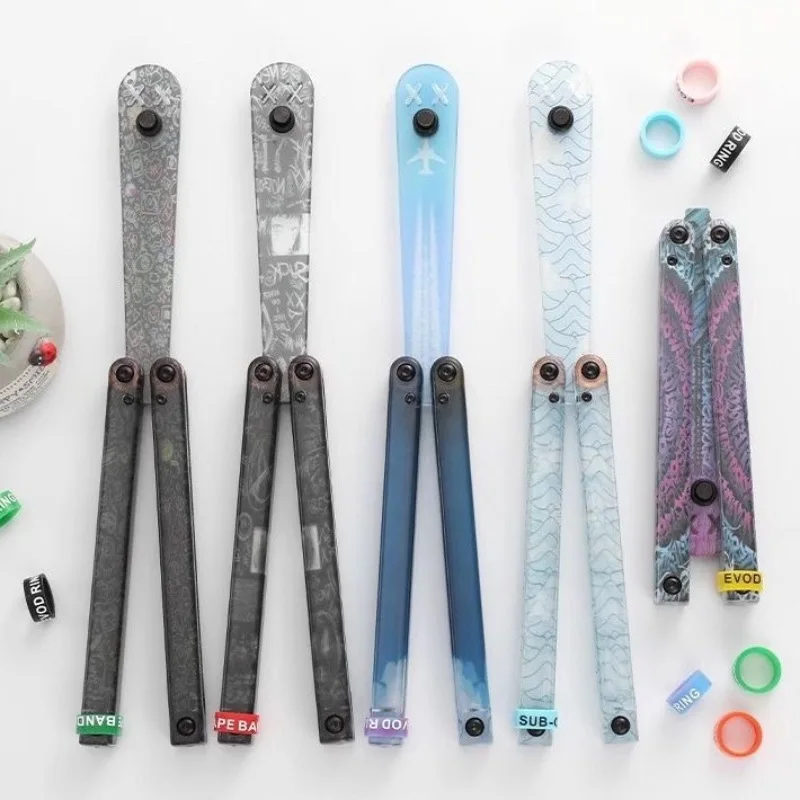 Clone Training Butterfly Knife Pom Materiale Plastico Balisong Flipper Trainer Cnc Taglio Senza Bordo Sicuro All'Aperto