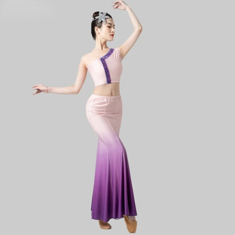 Dai Dance Costumes Women Peacock Dancer Abbigliamento Costumi Di Danza Nazionale Di Minoranza Tradizionale Mermaid Peacock Dance Dress