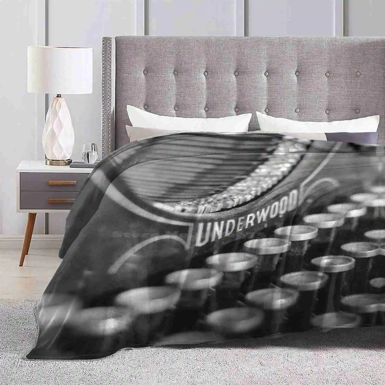 Macchina Da Scrivere Vintage Underwood Quattro Stagioni Confortevole Coperta Morbida Calda Macchina Da Scrivere Vintage In Bianco E Nero Close Up
