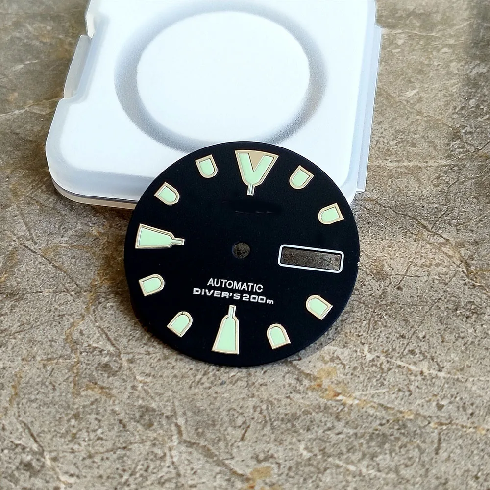 Modifica Del Quadrante Dell'Orologio Mostro Sbbn033 Giappone Super Luminoso C3 Dual Calendar Dial Nh36A Movimento Skx007 Face 28.5Mm
