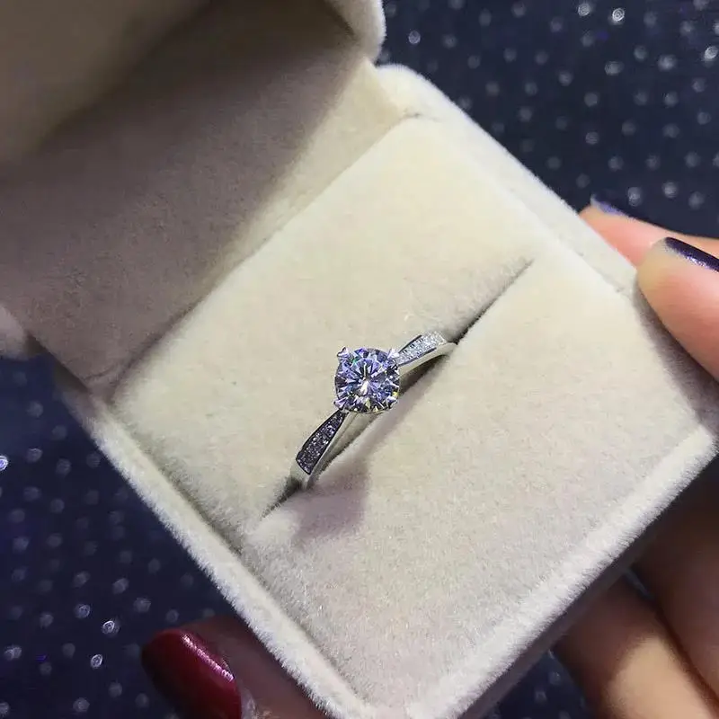 Luxury Crystal 925 Sterling Silver Diamond Ring Donna Beautiful Lady Heart Ring Fashion Engagement Wedding Jewelry Party