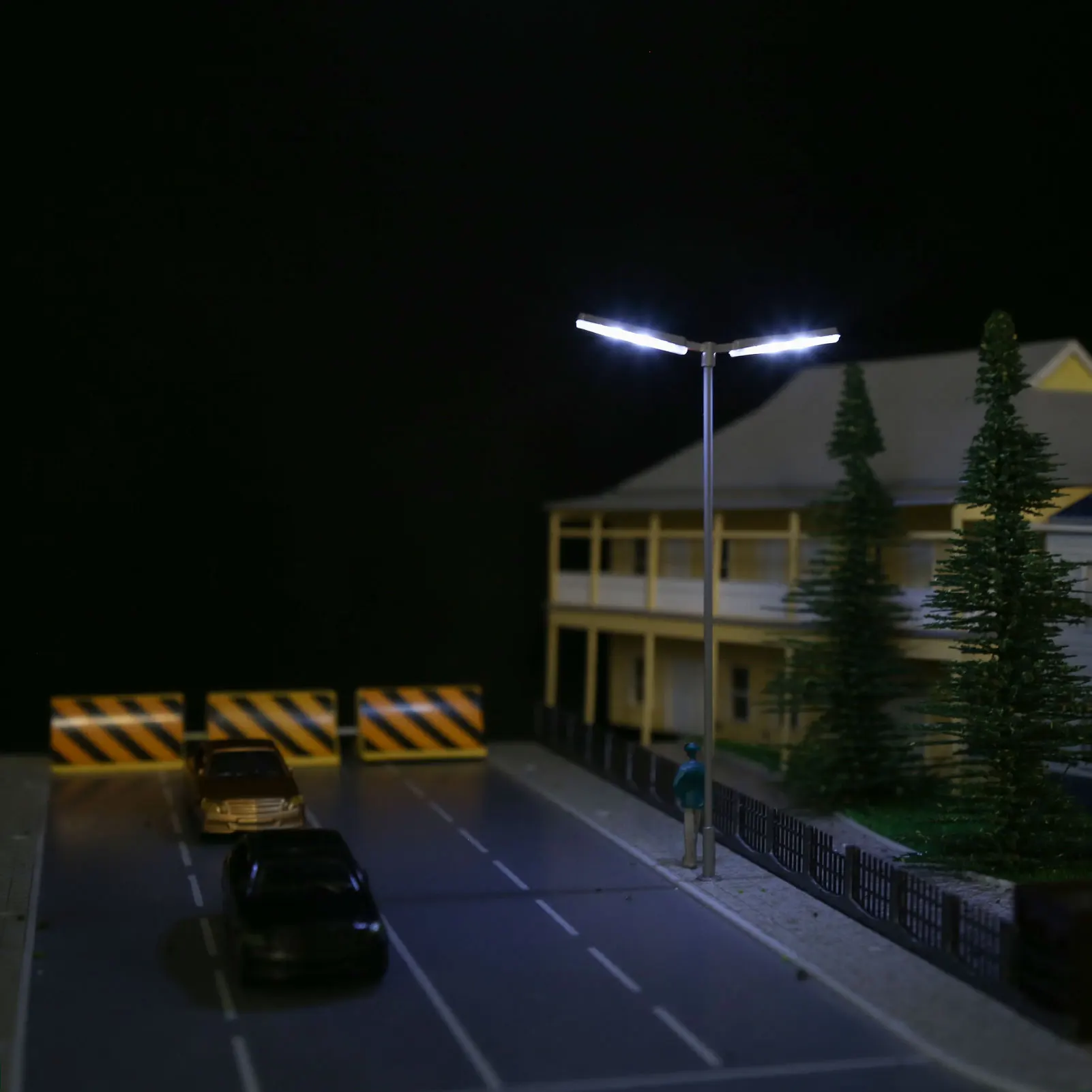 Evemodel 5Pcs Model Trains Oo Scale 1:75 Lampada A Due Teste Lampione Led Bianco Brillante Ld06Oowgr