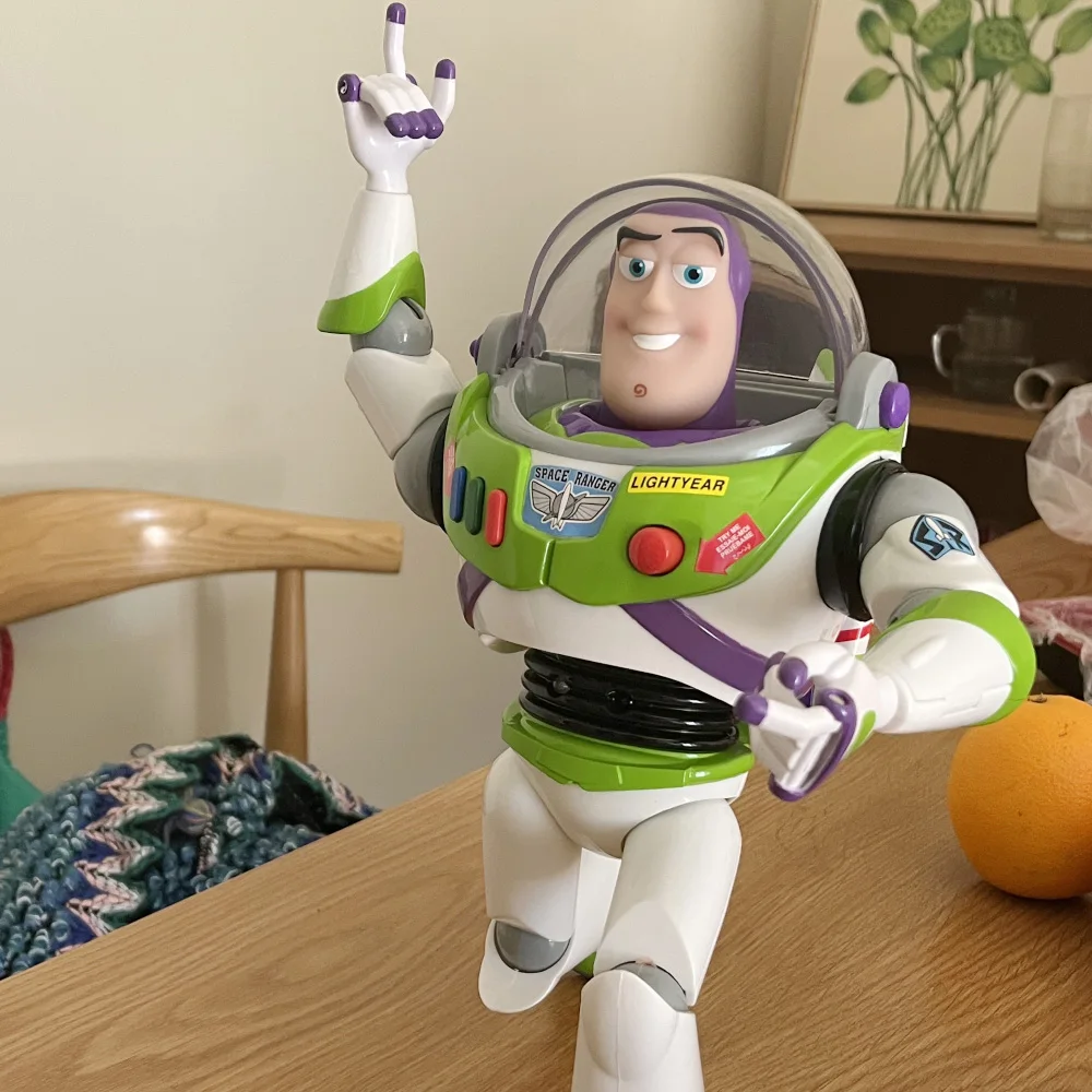 Disney Toy Story 4 Buzz Lightyear Woody Alien Music Light Joint Mobility Dolls Action Figures Giocattoli Per Bambini Regali Di Compleanno