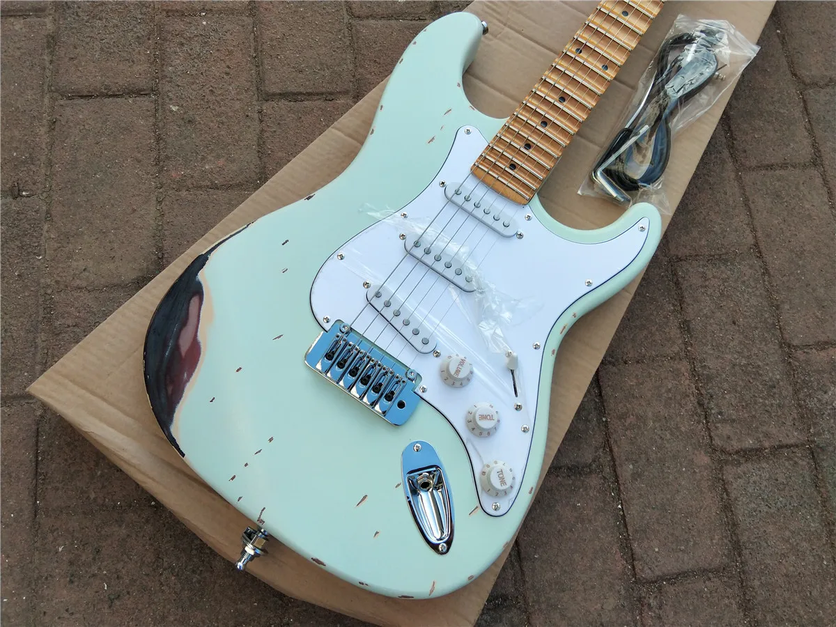 Chitarra Elettrica Retrò Verde Chiaro Opaco, Alder Body Groove Maple Fingerboard Wilkinson Tuning Pioli Tremolo Bridge Bj-478
