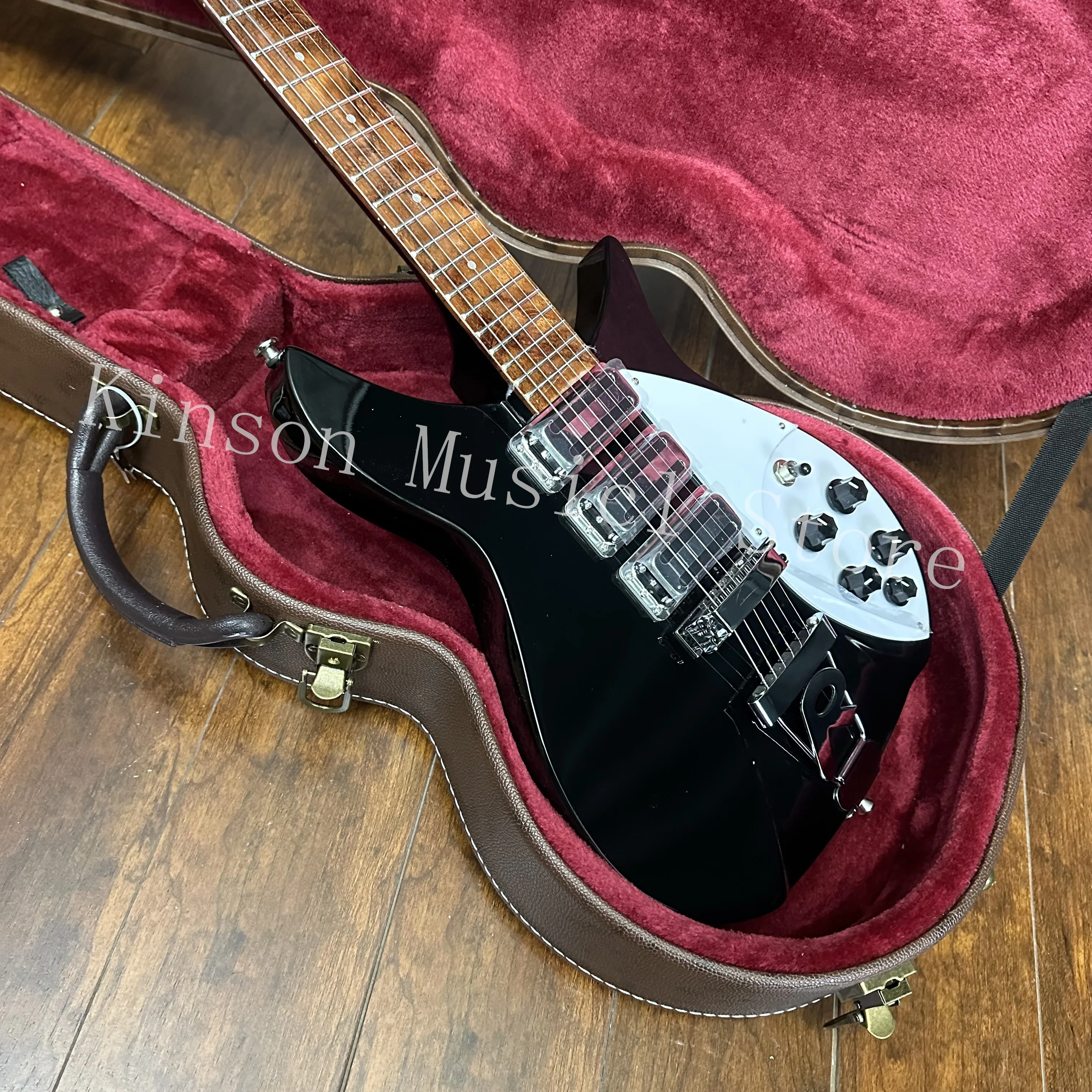 Chitarra Elettrica Rickenbacker 325, Corpo In Tiglio, Ponte Posteriore R, Colore Nero, Tastiera In Palissandro, 21 Tasti