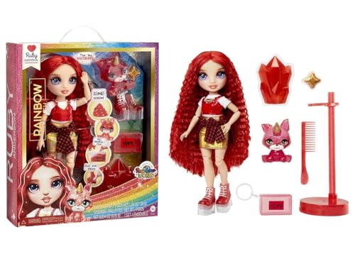 Rainbow High Fashion Doll Con Slime & Animale - Ruby (Rosso) - Bambola Scintillante Da 28 Cm Con Slime Scintillante, Animale Magico E Accessori Moda -