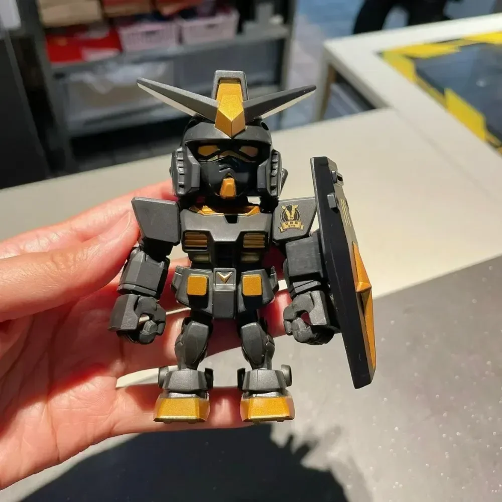 Bandai Mcdonald Model Kit Toys Rx-78-2 Ver Angus Qmsv Mini Anime Action Figure Modelli Figurine Kit Collezione Regalo Giocattolo