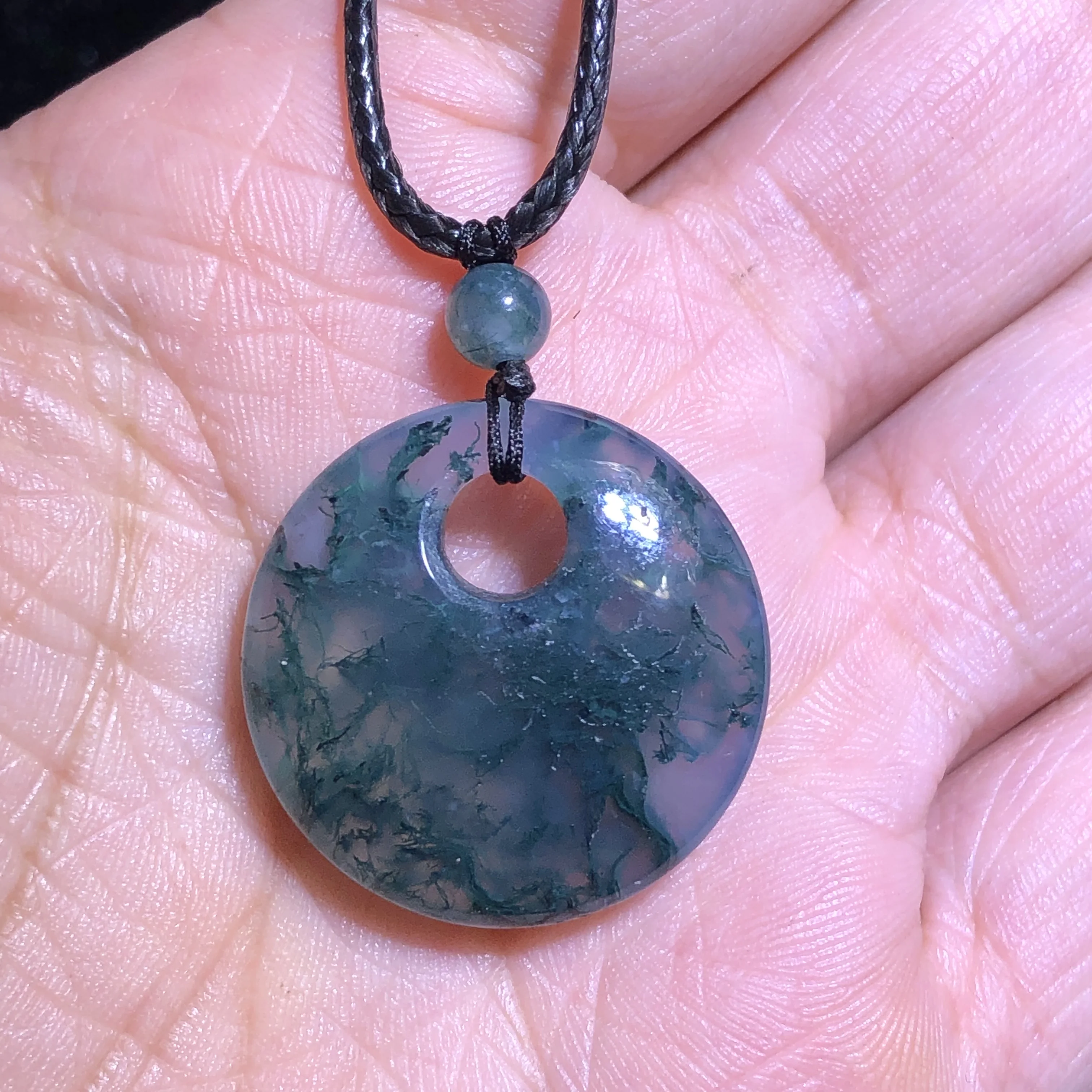 1 Pc Fengbaowu Natural Moss Agate Donut Pendant Wax Cord Reiki Healing Stone Fashion Jewelry Gift Donna Uomo