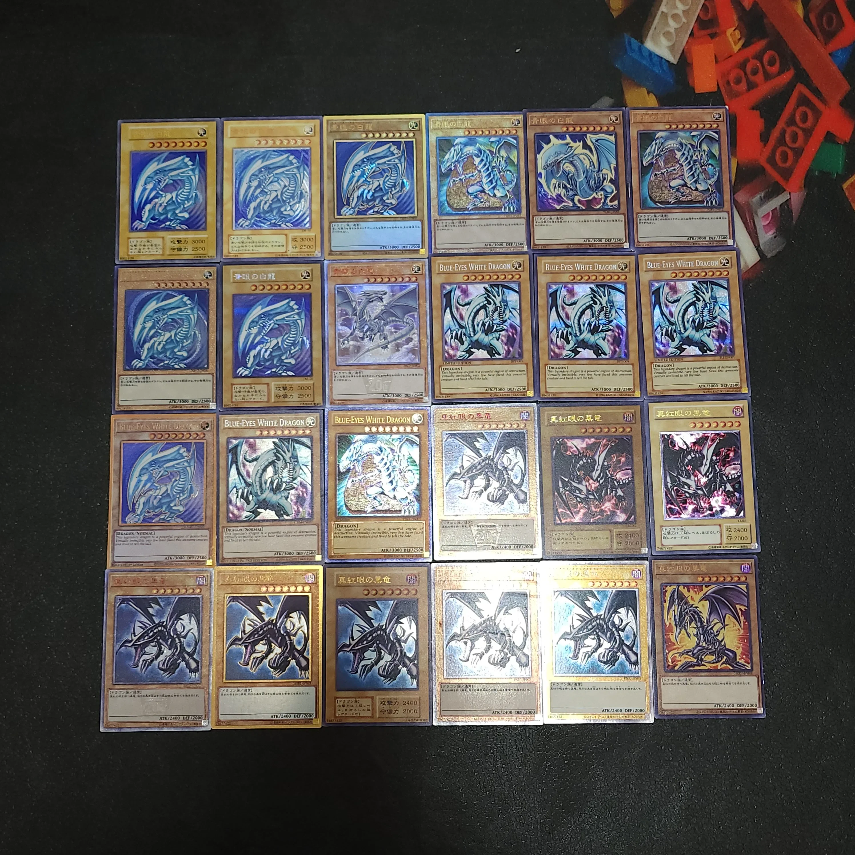Yu-Gi-Oh Blue-Eyes White Dragon /Red-Eyes Black Dragon Children'S Anime Cartoon Game Card Toys Collection Gift (Non Originale)