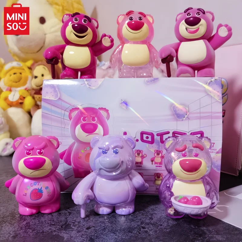 Miniso Disney Strawberry Bear Versatile Lotso Blind Box Toy Story Lotso Anime Figure Decorazione Misteriosa Figura Regalo Carino