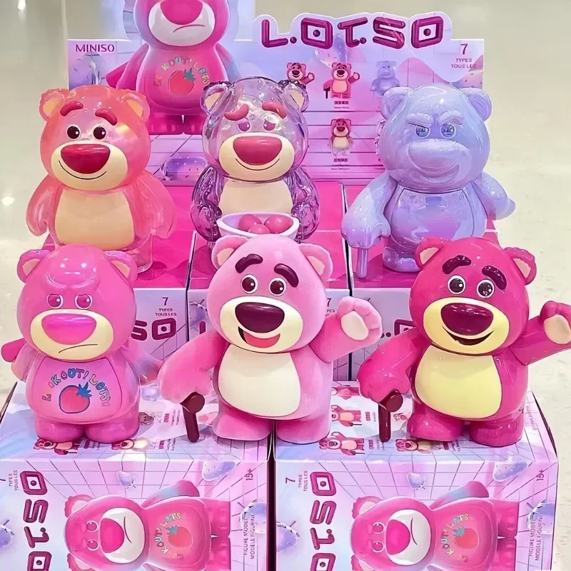 Miniso Disney Strawberry Bear Versatile Lotso Blind Box Toy Story Lotso Anime Figure Decorazione Misteriosa Figura Giocattolo Regalo Carino