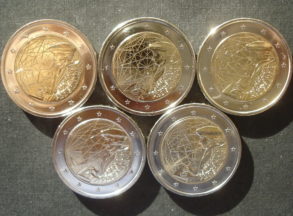 Germania 2022 Moneta Commemorativa Programma Internazionale 35 ° Anniversario Adfgj Offerta Cinque Pezzi 2 Euro Unc Nuovo Di Zecca