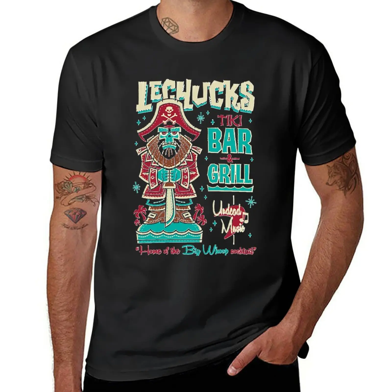 New Monkey Island T-Shirtlechucks Tiki Bar - Monkey Island - Retro Videogioco Ghost Pirate T-Shirt