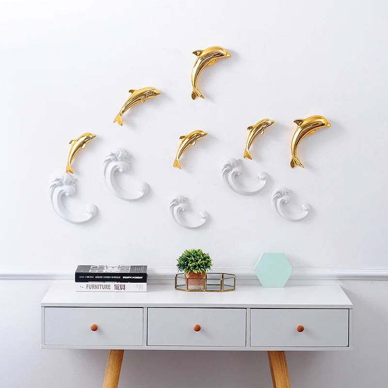 Modern Ceramic Dolphin Wave Wall Hanging Decoration Home Soggiorno Wall Sticker Artigianato Hotel Portico Lobby Wall Mural Ornaments