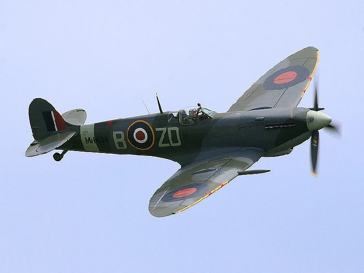 War Thunder Wot World War Ii British Famous Machine Spitfire Portachiavi Personalizzato