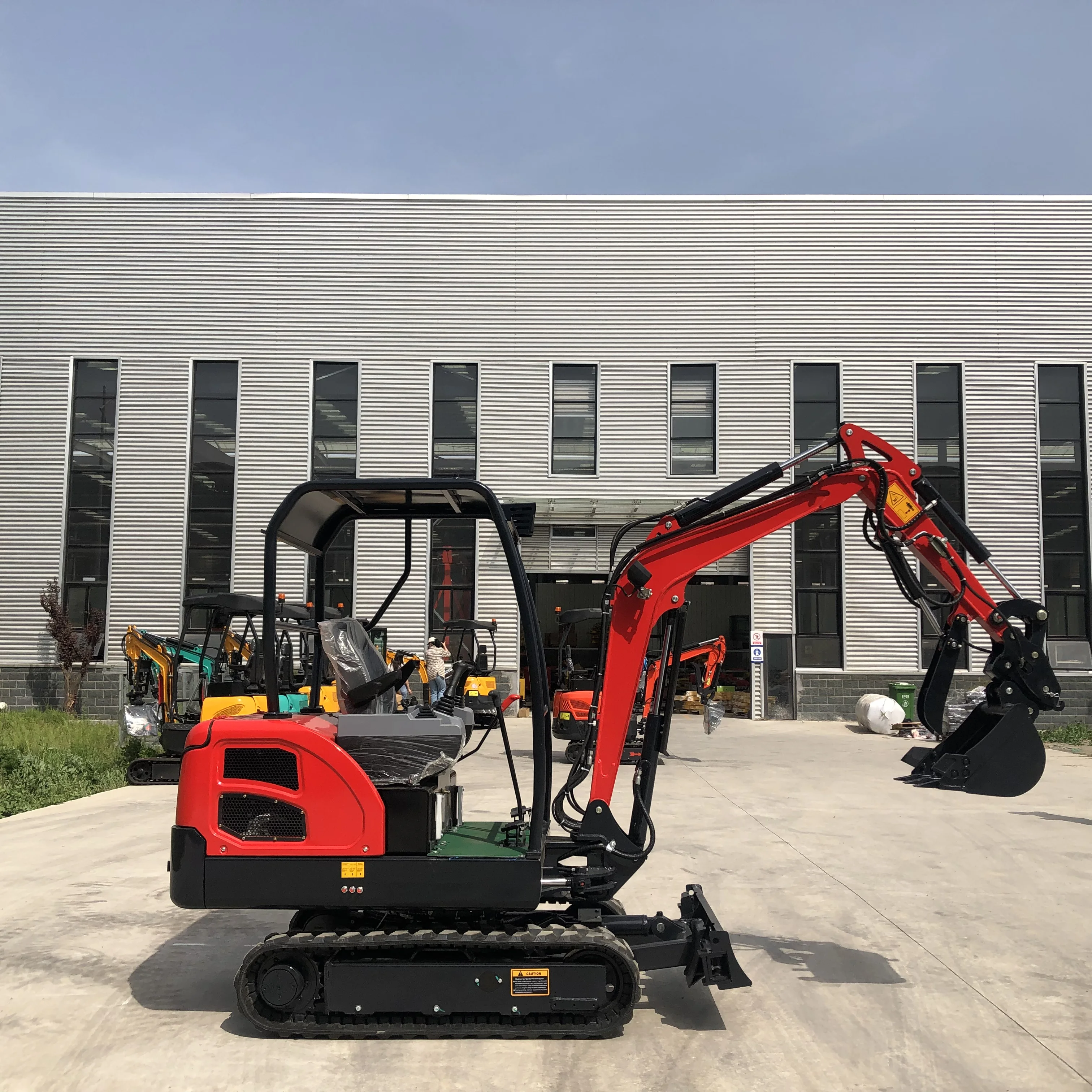 Cinese Ht18 Mini Bagger Scavatrice Epa 2Ton Cingolato Idraulico Mini Escavatore Giappone Motore In Vendita