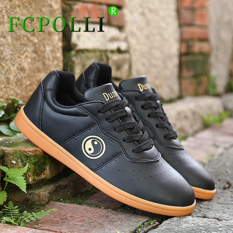 2024 Nuova Scarpa Wushu Uomo Donna Nero Bianco Scarpe Per Arti Marziali Unisex Confortevole Tai Chi Scarpa Uomo Donna Scarpa Sportiva Indossabile
