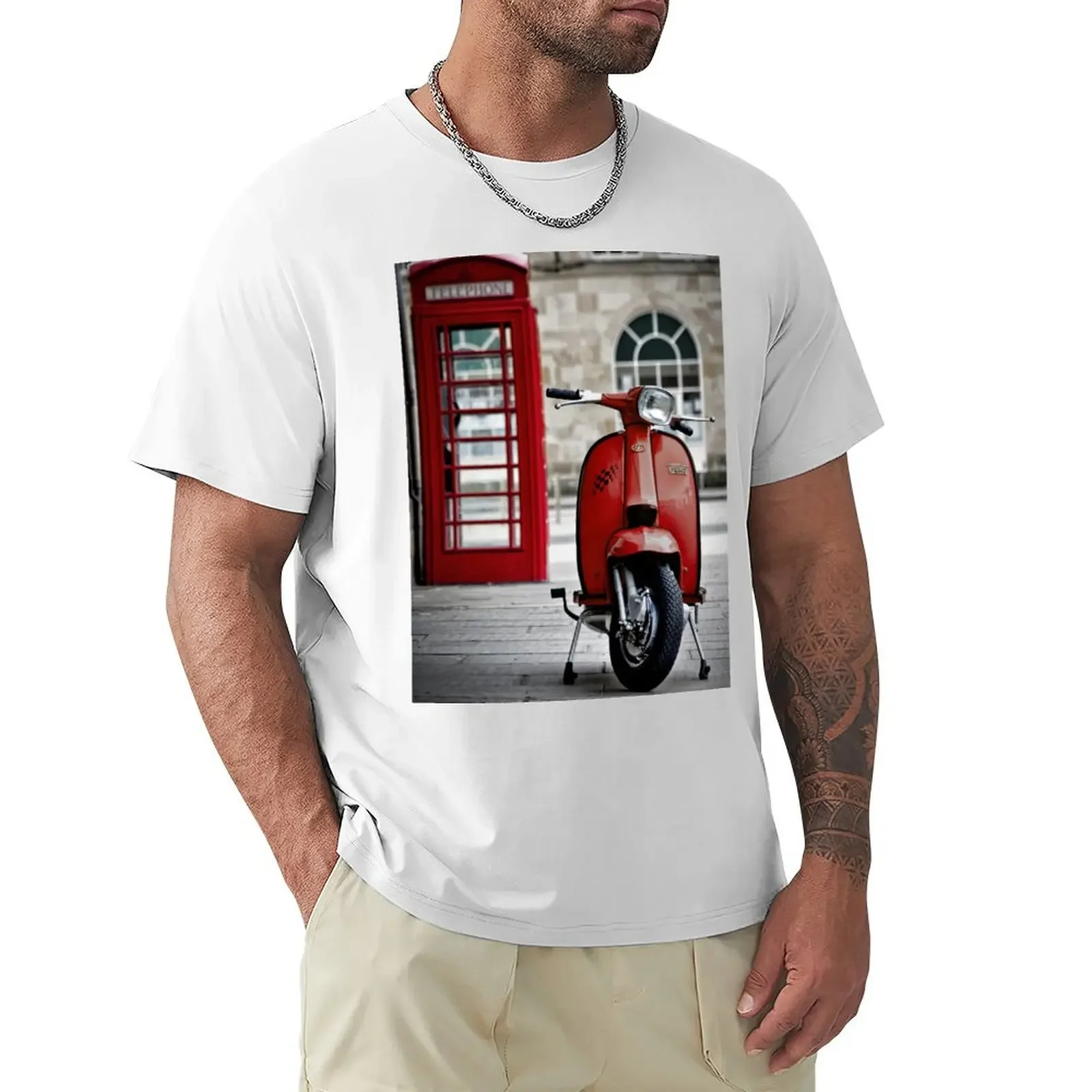 T-Shirt Scooter Italiana In Lambretta Gp Rossa T-Shirt In Cotone Da Uomo Heavyweights Anime