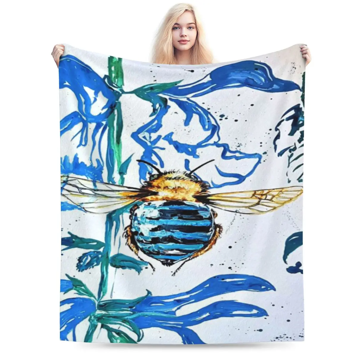 Blue Bandded Bee In Blue Salvia Ink Art Una Coperta In Micro Pile Ultra-Morbida