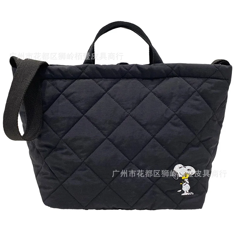 Anime Snoopy Kawaii Handheld Tote Bag Cartoon Crossbody Bag Down Grid Fashion Borsa A Tracolla Di Grande Capacità Giocattoli Per Ragazze Regali