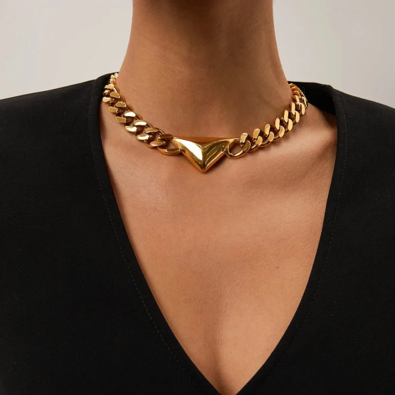 2024 Aretas Jewelry Hip Hop Punk Cuban Chain 18K Placcato Oro Spesso Chunky Link Chain Choker Collana A Triangolo In Acciaio Inossidabile