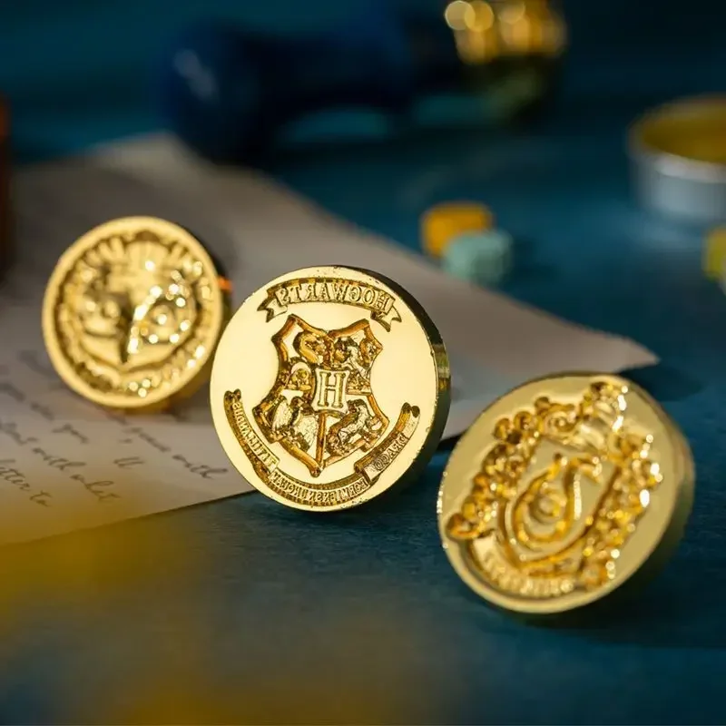 Arries Potters Retro Souvenir Coin Hogwarts Academy Relief Pattern Collection Regali Periferiche Di Film Fan Collcet Gifts