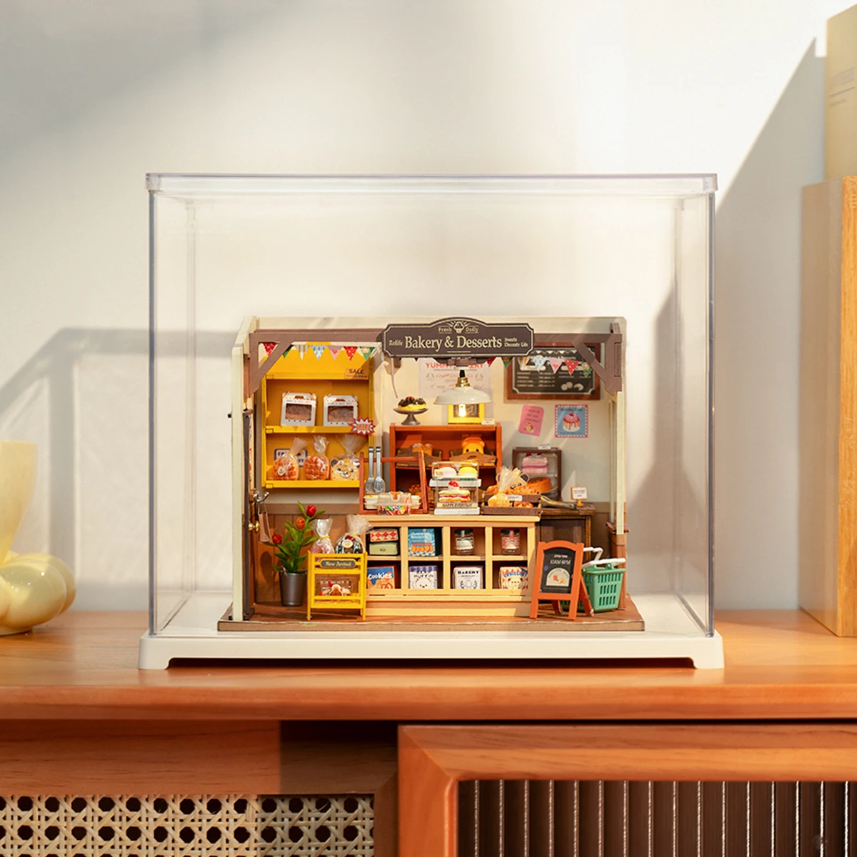 Robotime Rolife Dollhouse Kit Mini Copertura Antipolvere Fai Da Te Per 3D Puzzle Assembly Building Model Toys Decorazione Della Camera Da Letto Di Cas
