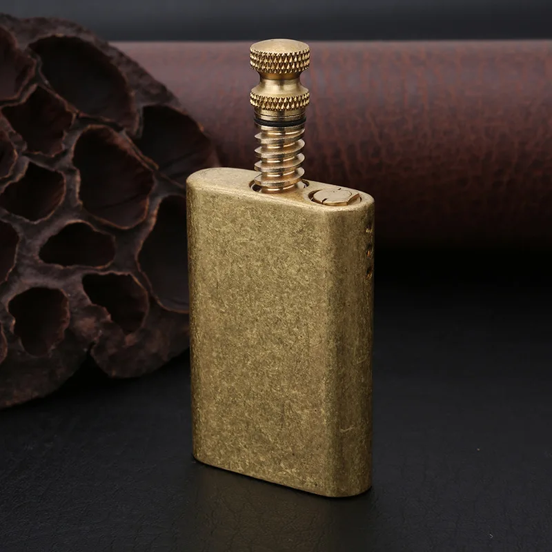 Zorro Old-Fashioned Retro Personality Accendino A Cherosene In Ottone Outdoor Antivento Fire Box 10,000 Volte Match Plug Screw Lighter