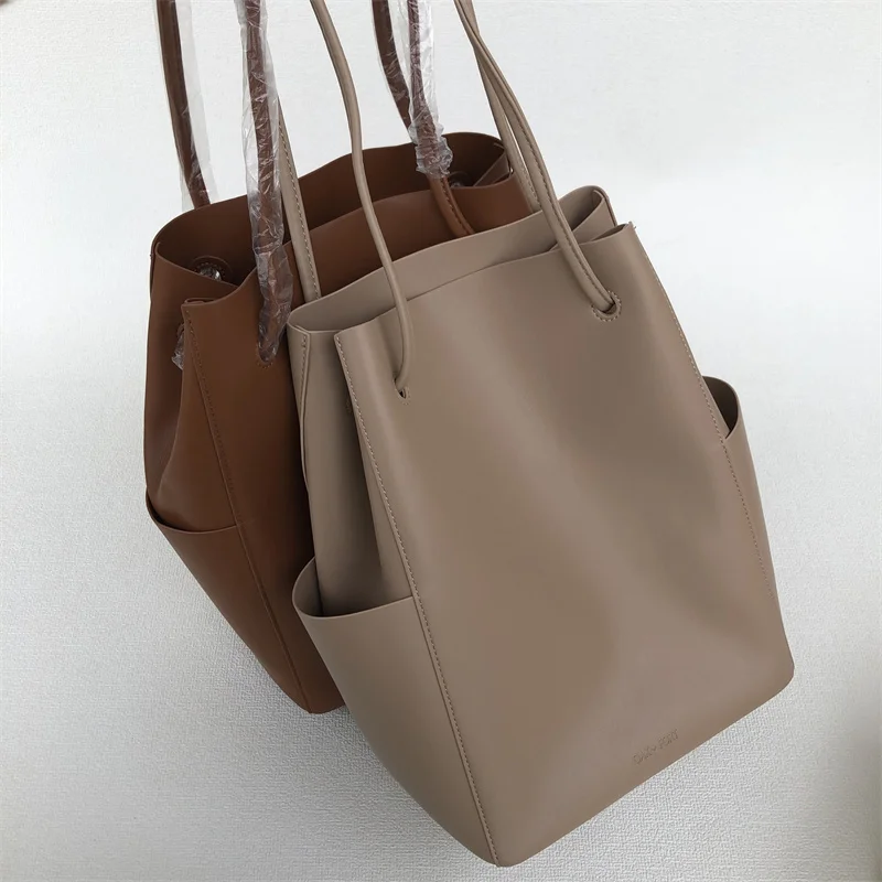 Ins Style Canadian Oak Fort Fairy Bucket Bag Grande Capacità Simple European Suppi Art Tote