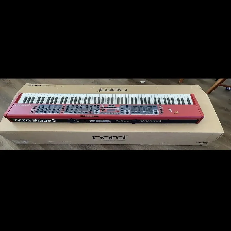 Sconto Vendite Nord Stage 3 Ha88 Action 88 Key Digital Piano