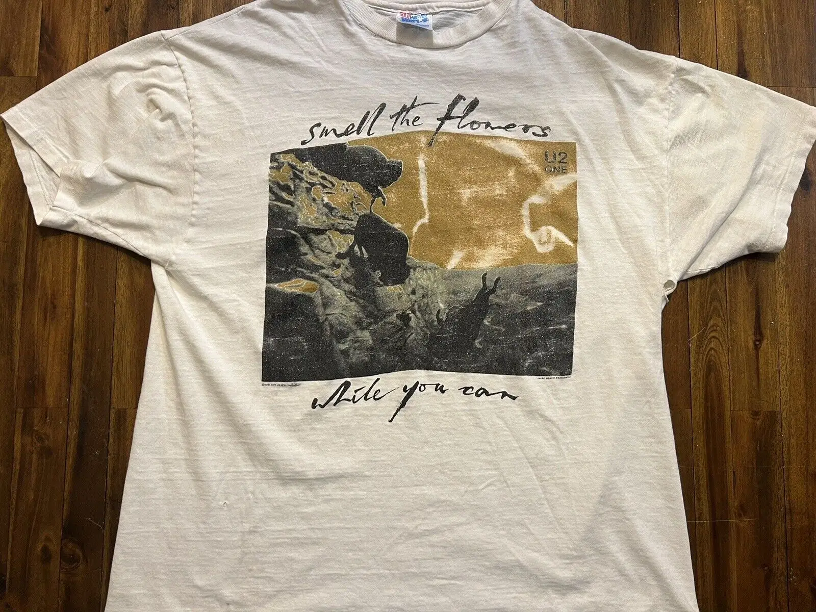 U2 Rare Vintage T-Shirt "One" 1991 Xl