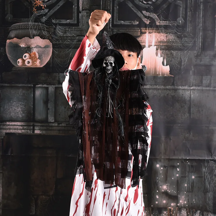 [Divertente] Halloween Terror Skeleton Head Little Hanging Ghost Pendant Orror Lampeggiante Giocattoli Sound Doll Decor House Party Puntelli