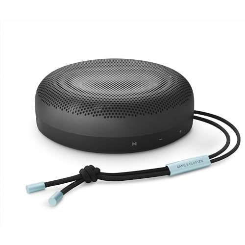 Bang & Olufsen Beosound A1 (2A Generazione) - Speaker Bluetooth Portatile Premium Impermeabile Ip67, Suono A 360 Gradi, Assistente Vocale Alexa, Vivav