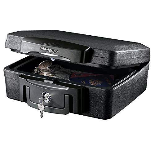 Master Lock Cassaforte Ignifuga E Impermeabile Con Chiave, Tripla Protezione: Volo, Incendio E Alluvione, 4,9 L, 15,6 X 36,2 X 33 Cm