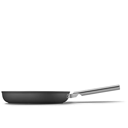 Smeg, Padella Antiaderente Ckff3001Blm, Diametro 30 Cm, Manico Ergonomico In Acciaio Inossidabile, Per Tutti I Piani Cottura, Fino A 250° In Forno, Ca