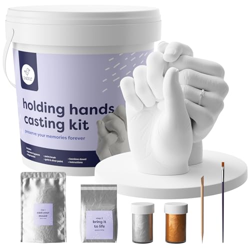 Chuckle - Kit Gesso Calco Per Mani 3D - Calco In Gesso - Comprende Accessori E Istruzioni - Ideale Per Momenti Speciali : Coppie, Anniversario, Matrim