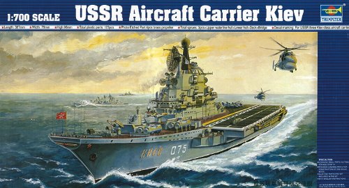 Trumpeter 05704 - Portaerei Urss Classe Kiev