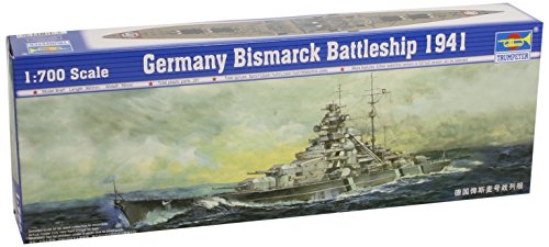Trumpeter - Modellino Di Nave Da Guerra Bismarck Del 1941