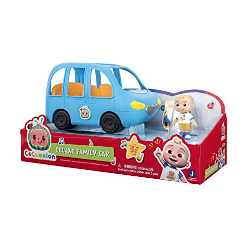 Cocomelon Bandai - Auto Di Famiglia Musicale+1 Personaggio Jj - Veicolo Che Suona La Canzone "Are We There Yet" (In Inglese) E 1 Figura Jj 7 Cm - Wt01
