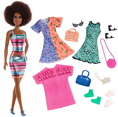 Barbie Fashion Bambola Afroamericana Con 4 Outfit, Giocattolo Per Bambini 3+ Anni, Ght32