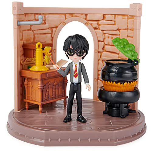 Wizarding World, Classe Di Pozioni Con Bambola Esclusiva Harry Potter E Accessori - Dai 5 Anni